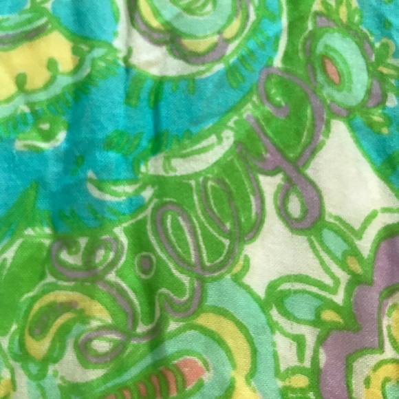 Lilly Pulitzer scarf - Picture 6 of 7